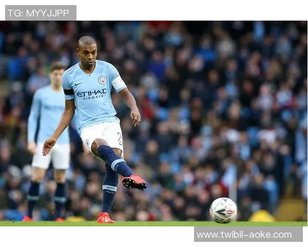 曼城官方称谢费鸟:感谢你为沙龙的巨大贡献,祝福一切顺利